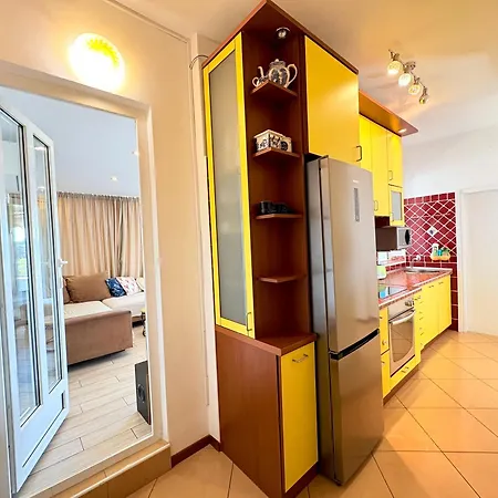 Sea View With Terrace&parking شقة
